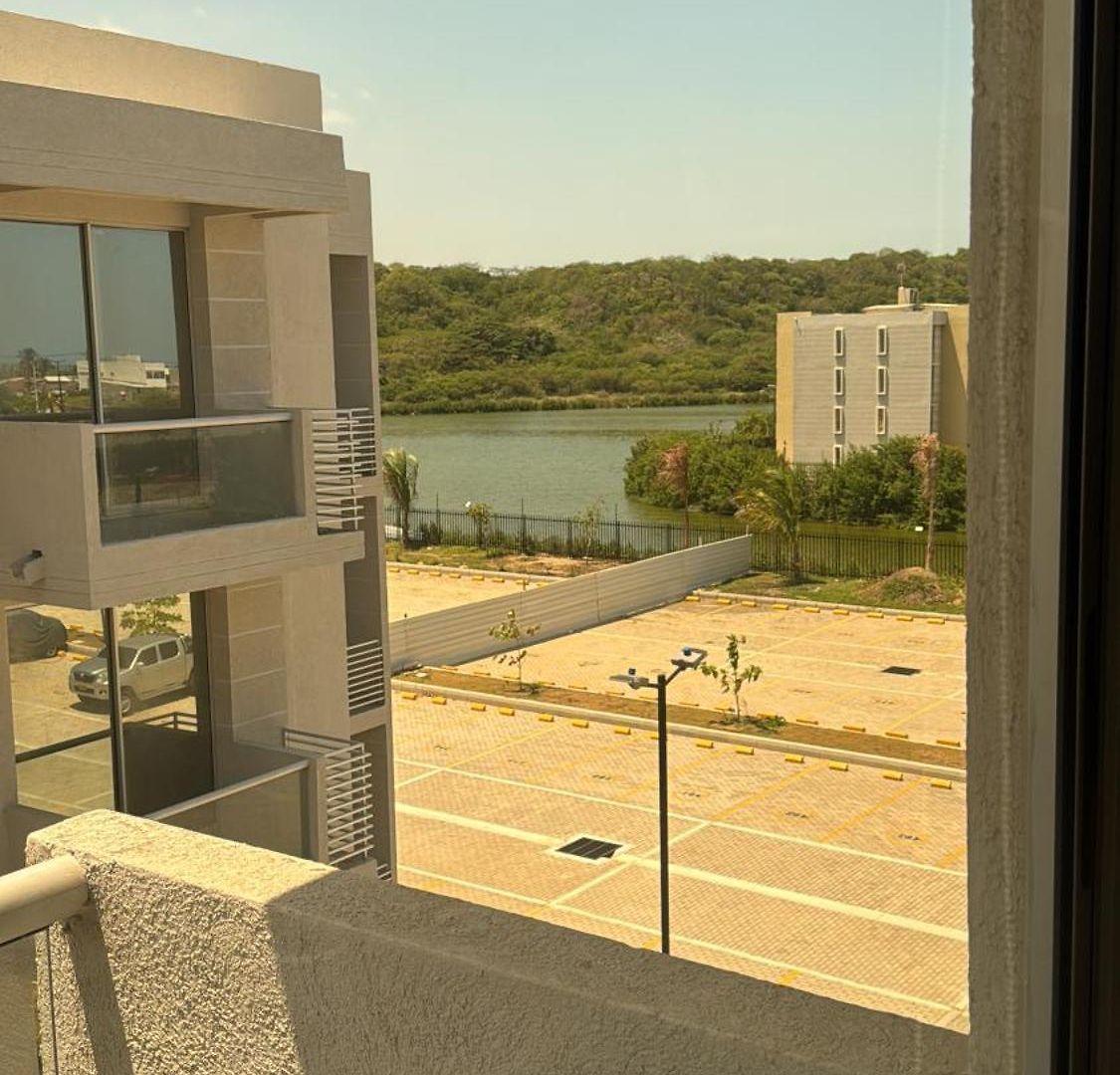 Modern Coastal Retreat Near The Apartamento